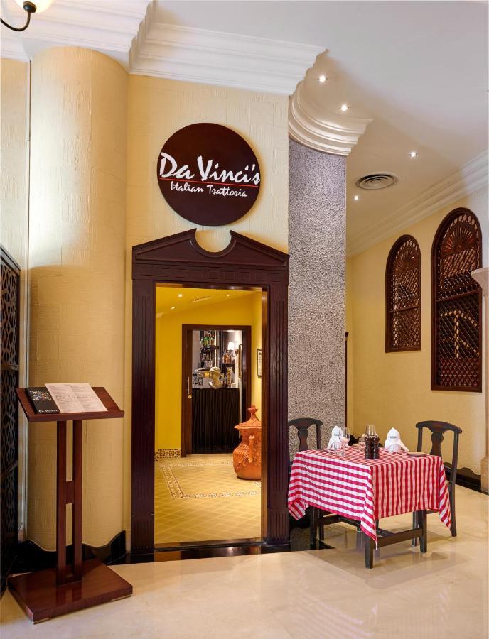 Copthorne Airport Hotel Dubai Exteriör bild